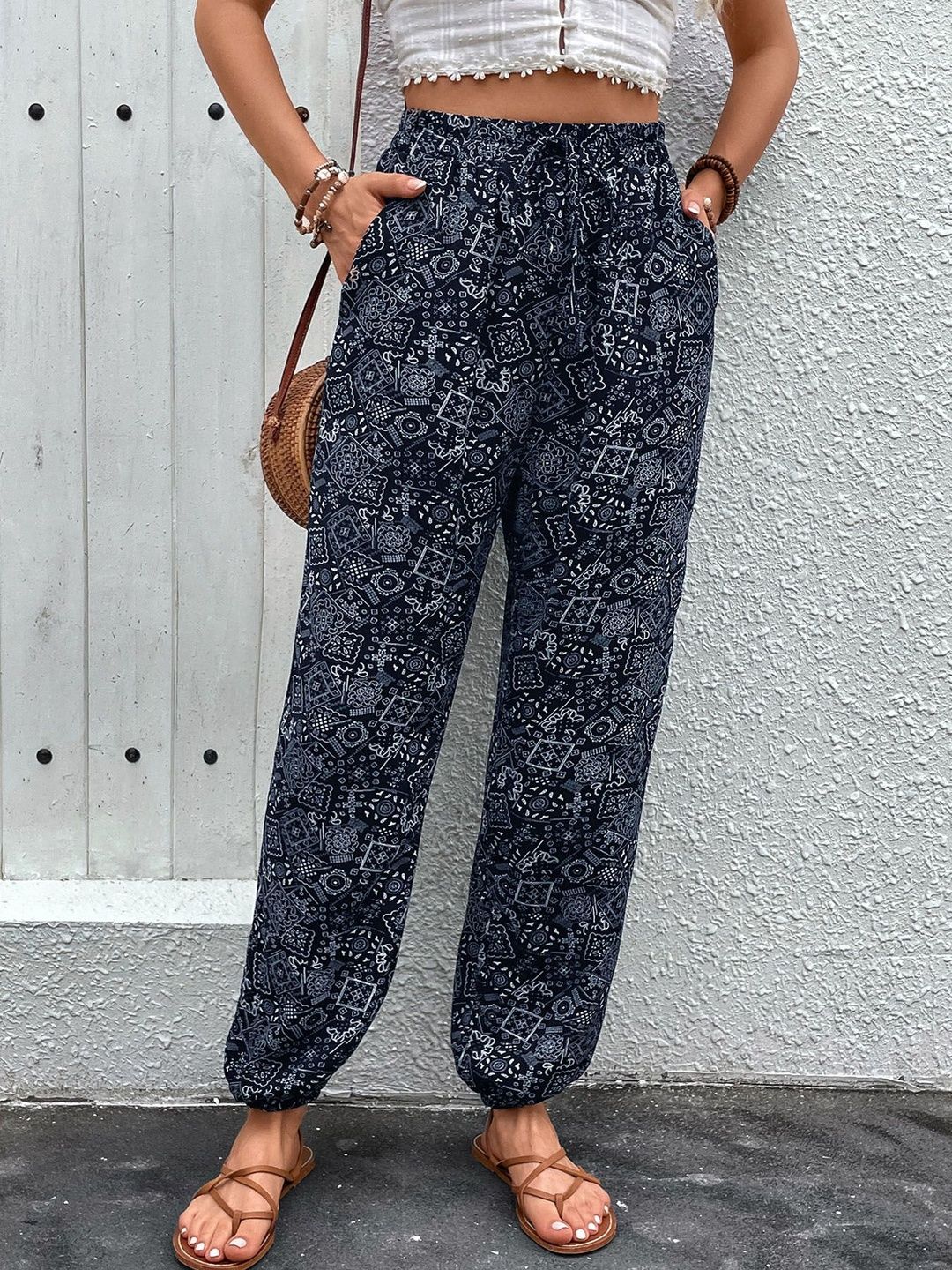 Women Ethnic Motifs Printed Loose Fit Non Iron Trousers
