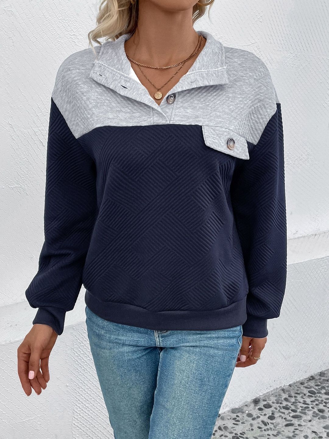 Women Colourblocked Sweatshirt