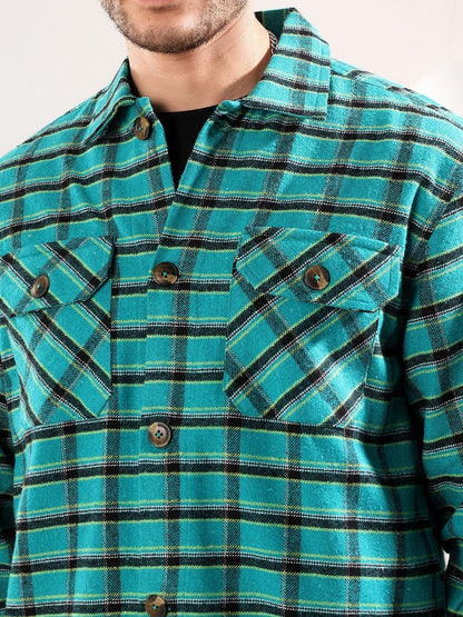 Checked  Spread Collar Shackets