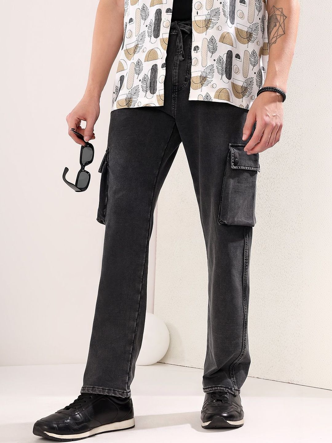 Men Faded Cargos Trousers