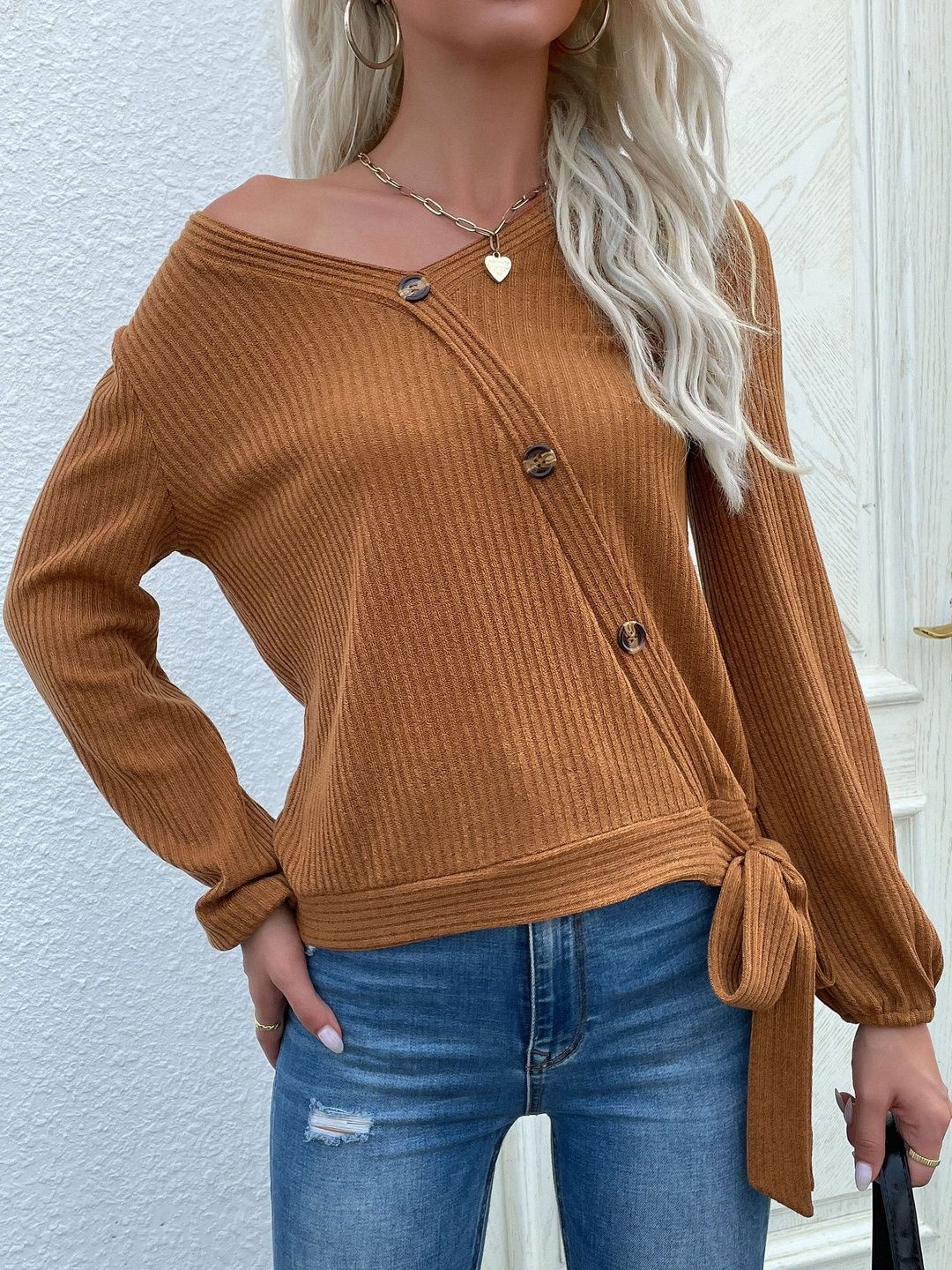 Ribbed Pullover in Brown - Nowi Korean Fashion