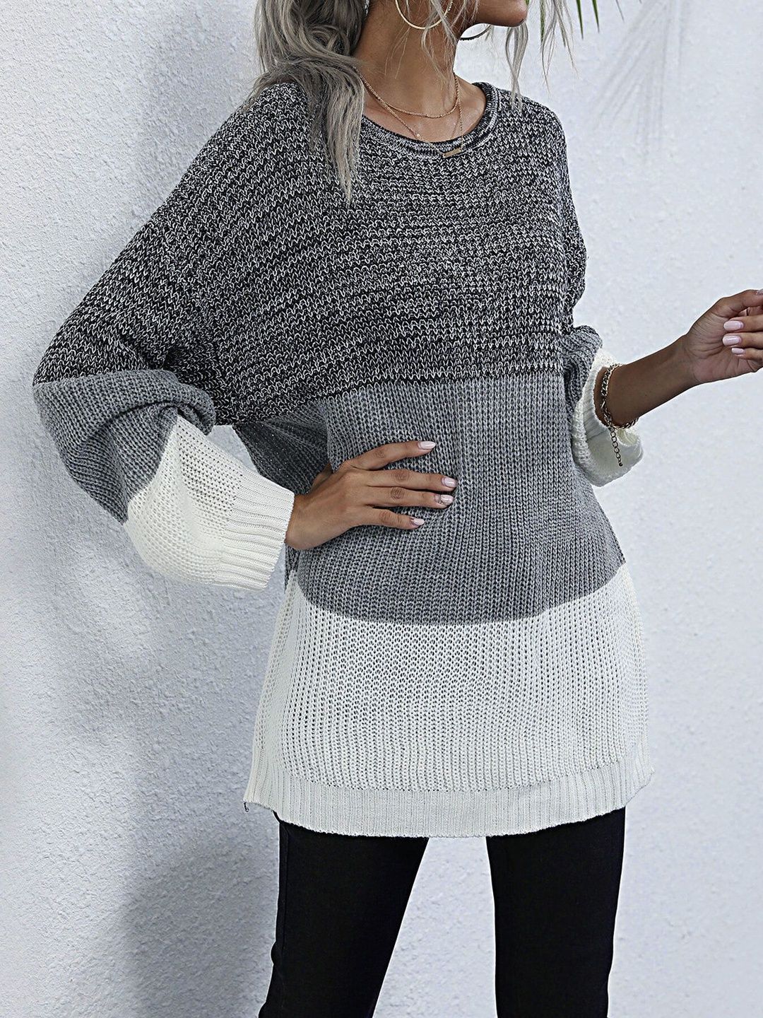 Colourblocked Pullover in Grey Style 274 - Nowi Korean Fashion