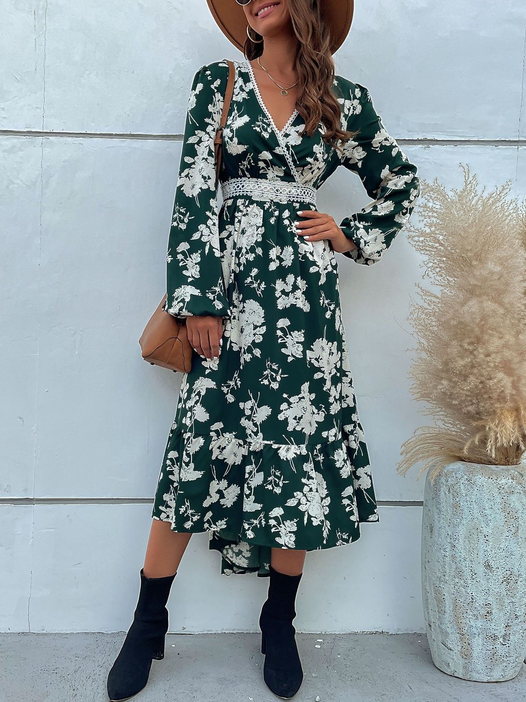 Women's Green Floral Print Fit & Flare Midi Dress Blend