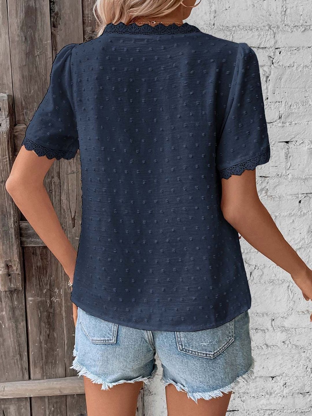 NOWI V-Neck Self Design Top