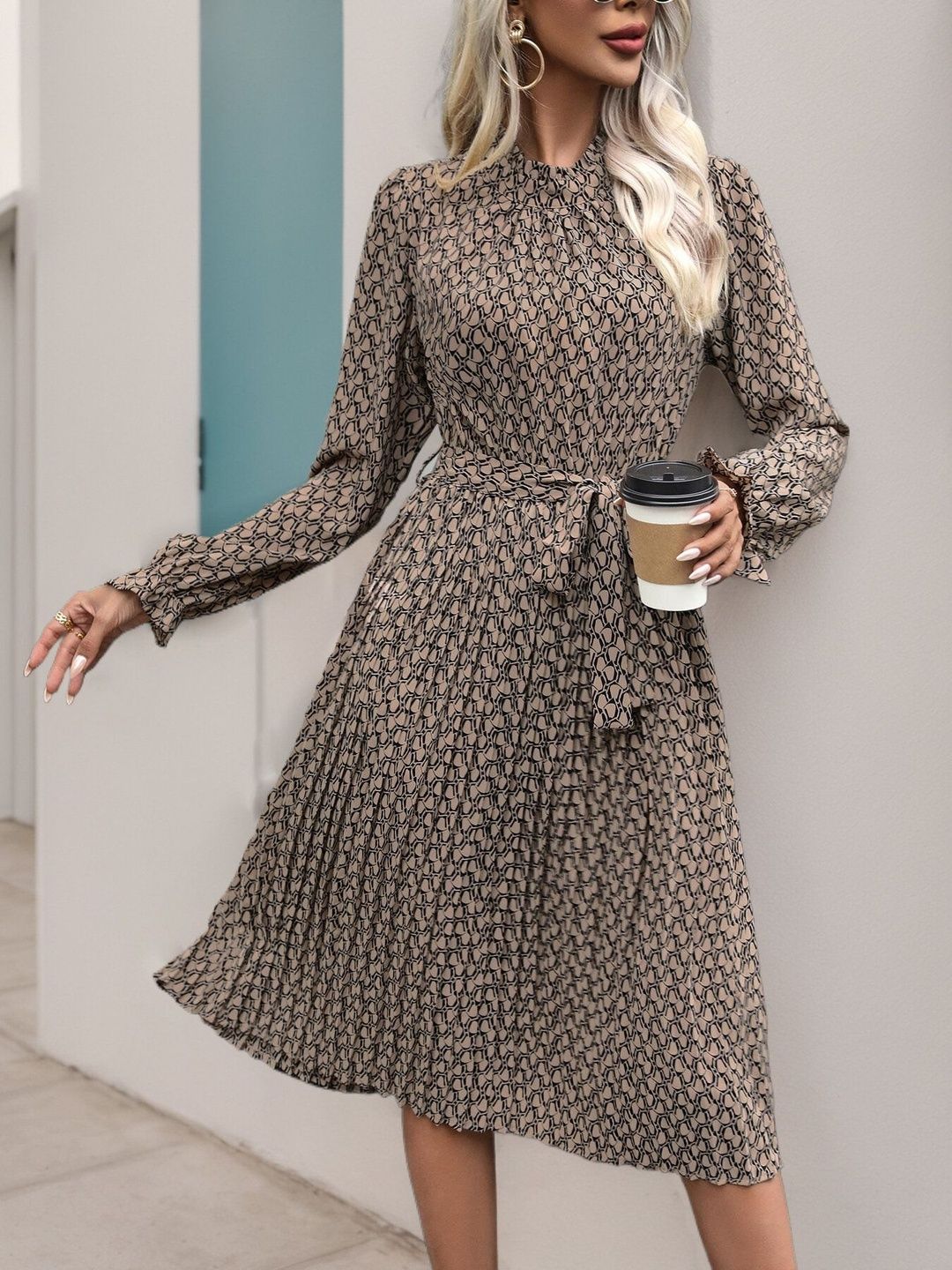 Women's Brown Print Fit & Flare Midi Dress Blend Printed