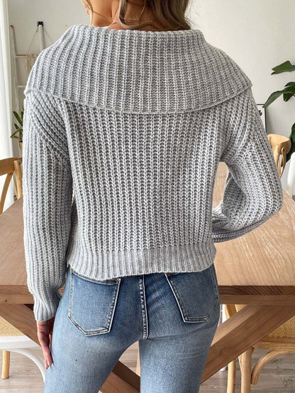 Women Ribbed Pullover with Applique Detail