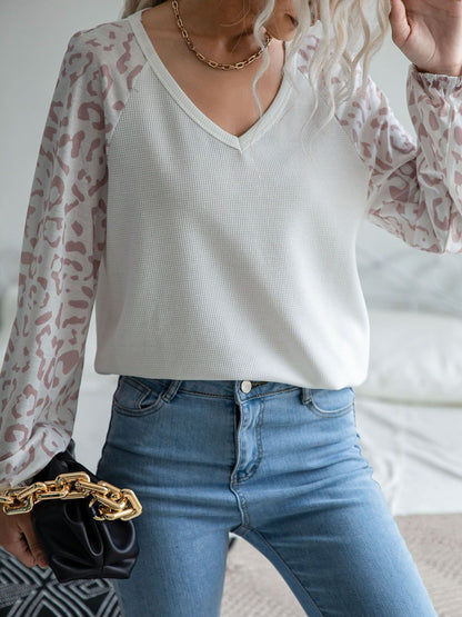 Women Colourblocked V-Neck T-shirt
