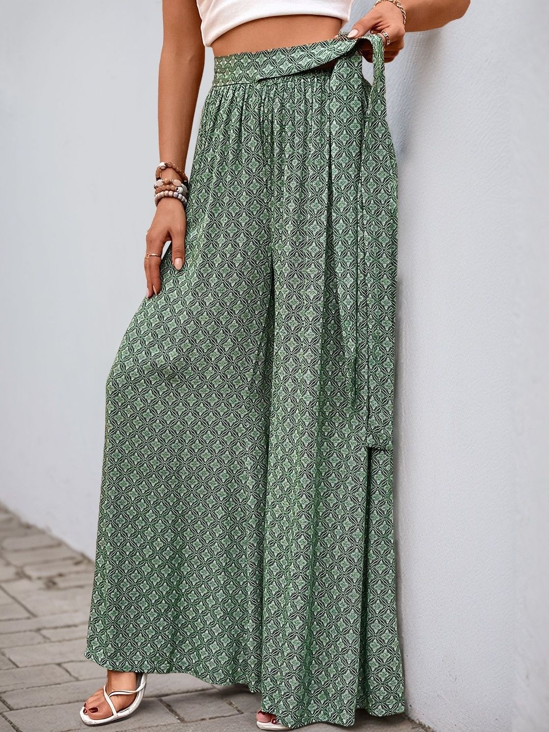 Women Printed Loose Fit High-Rise Non Iron Trousers