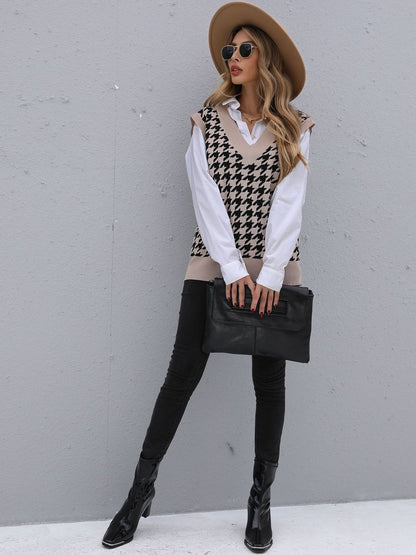 Women's Beige Checked Printed Sweater Vest