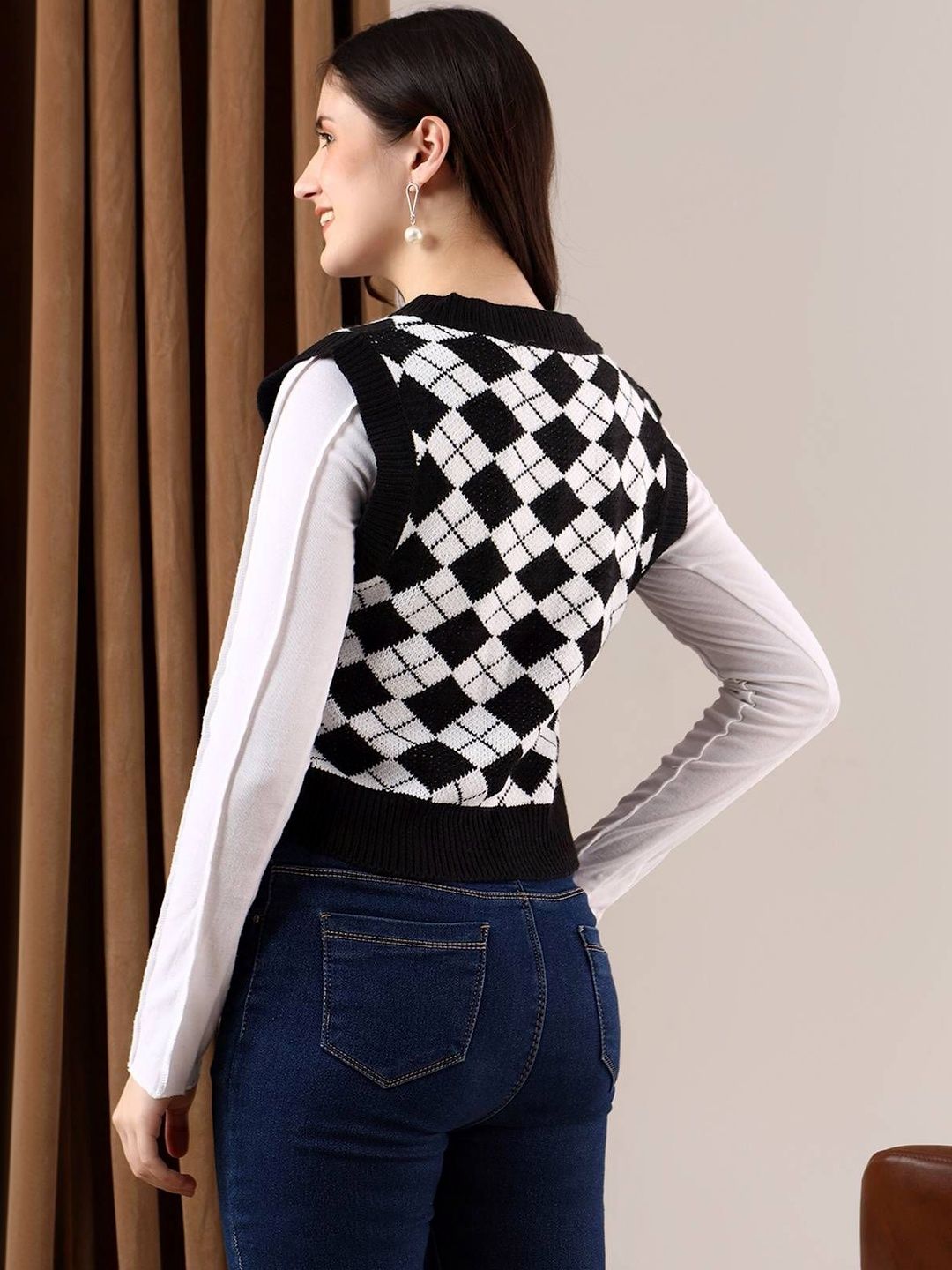 NOWI Women Argyle Printed Woollen Sweater Vest