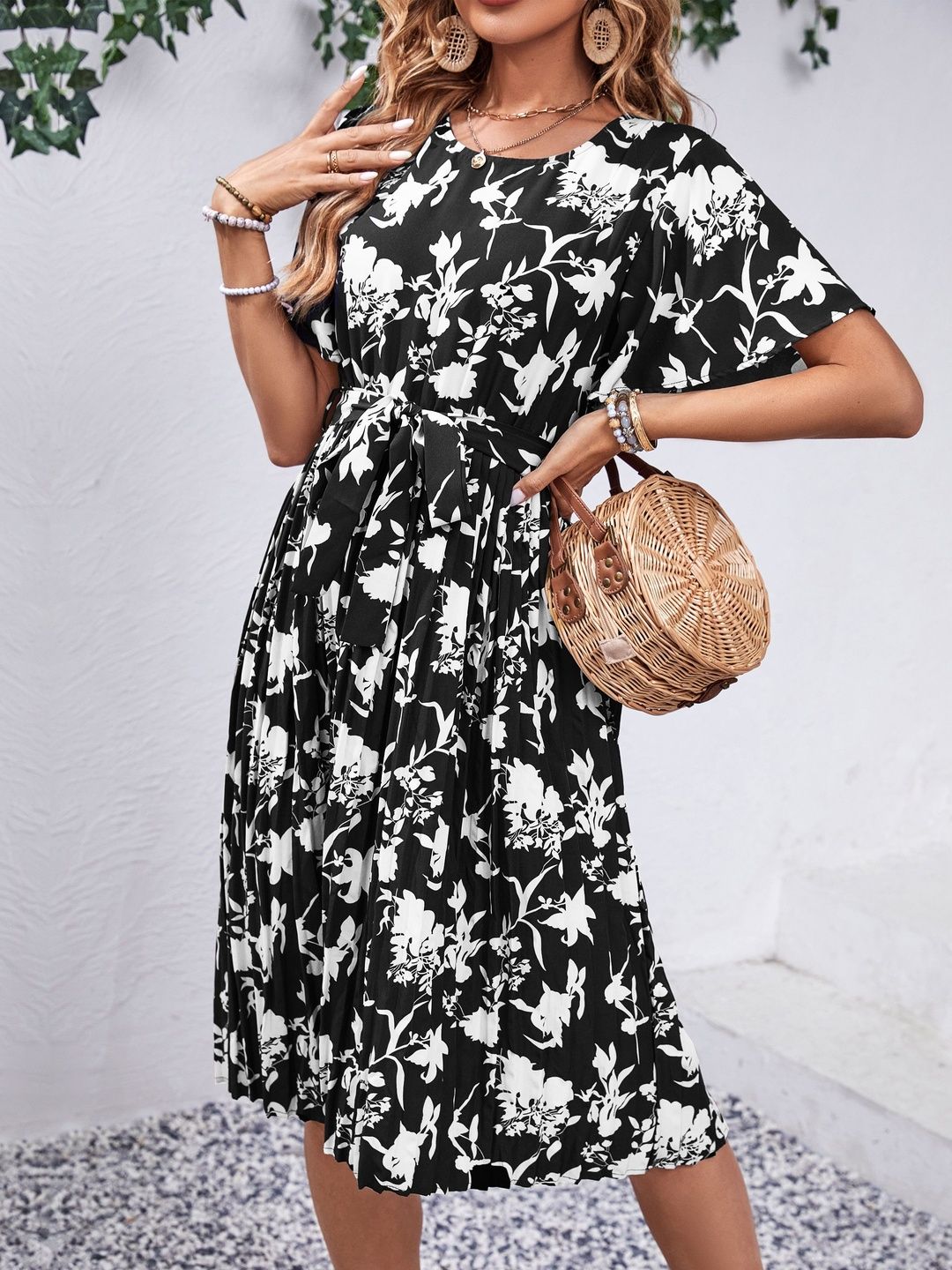 Floral Print Flared Sleeve Fit & Flare Midi Dress