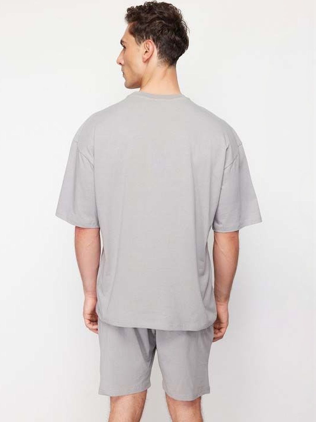 Solid T-shirt with Shorts