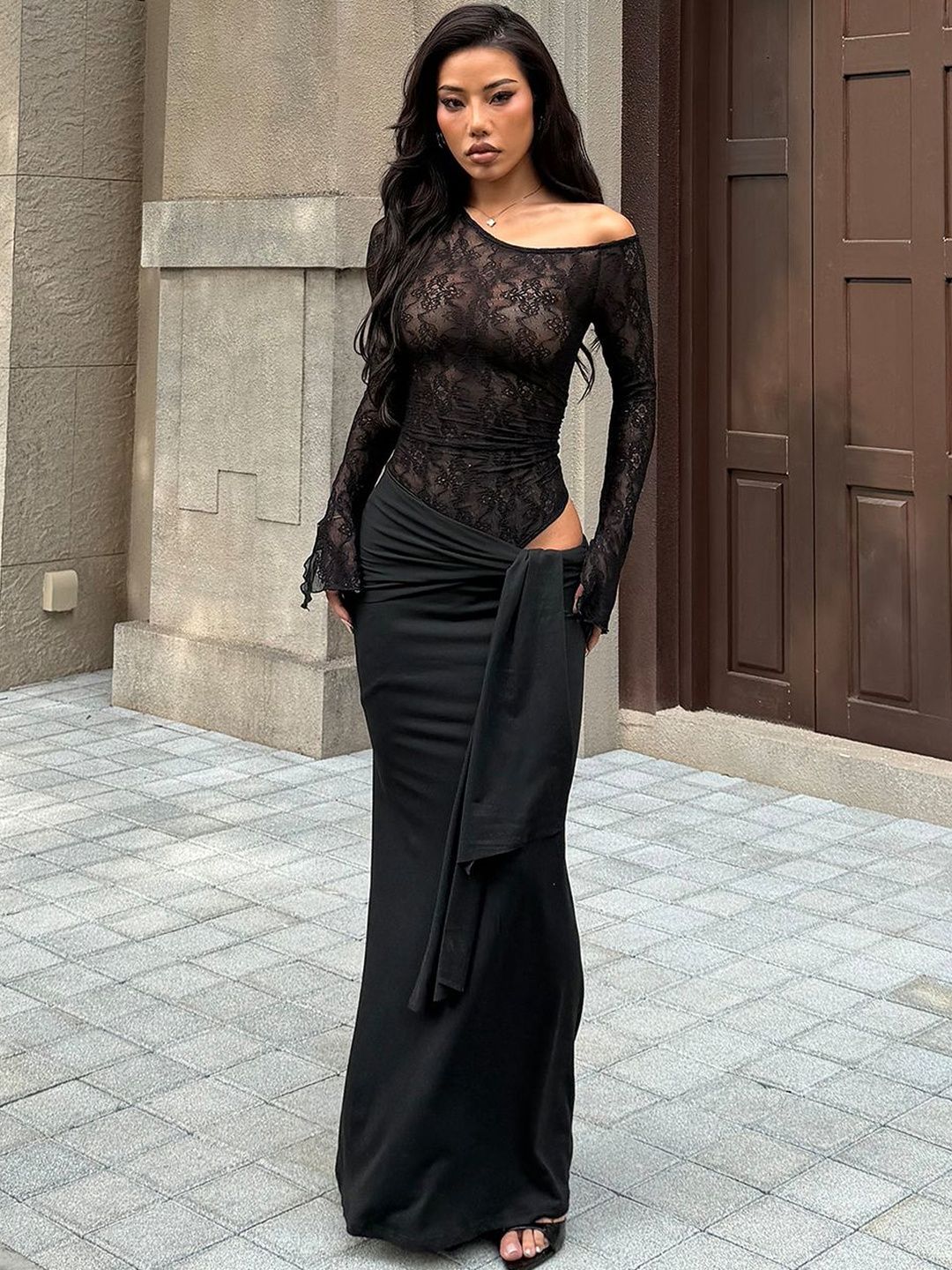 Floral Embroidered Sheath Maxi Dress in Black polyester Style 42 - Nowi Korean Fashion