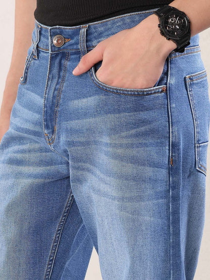 Men Straight Fit Mid-Rise Light Fade Jeans