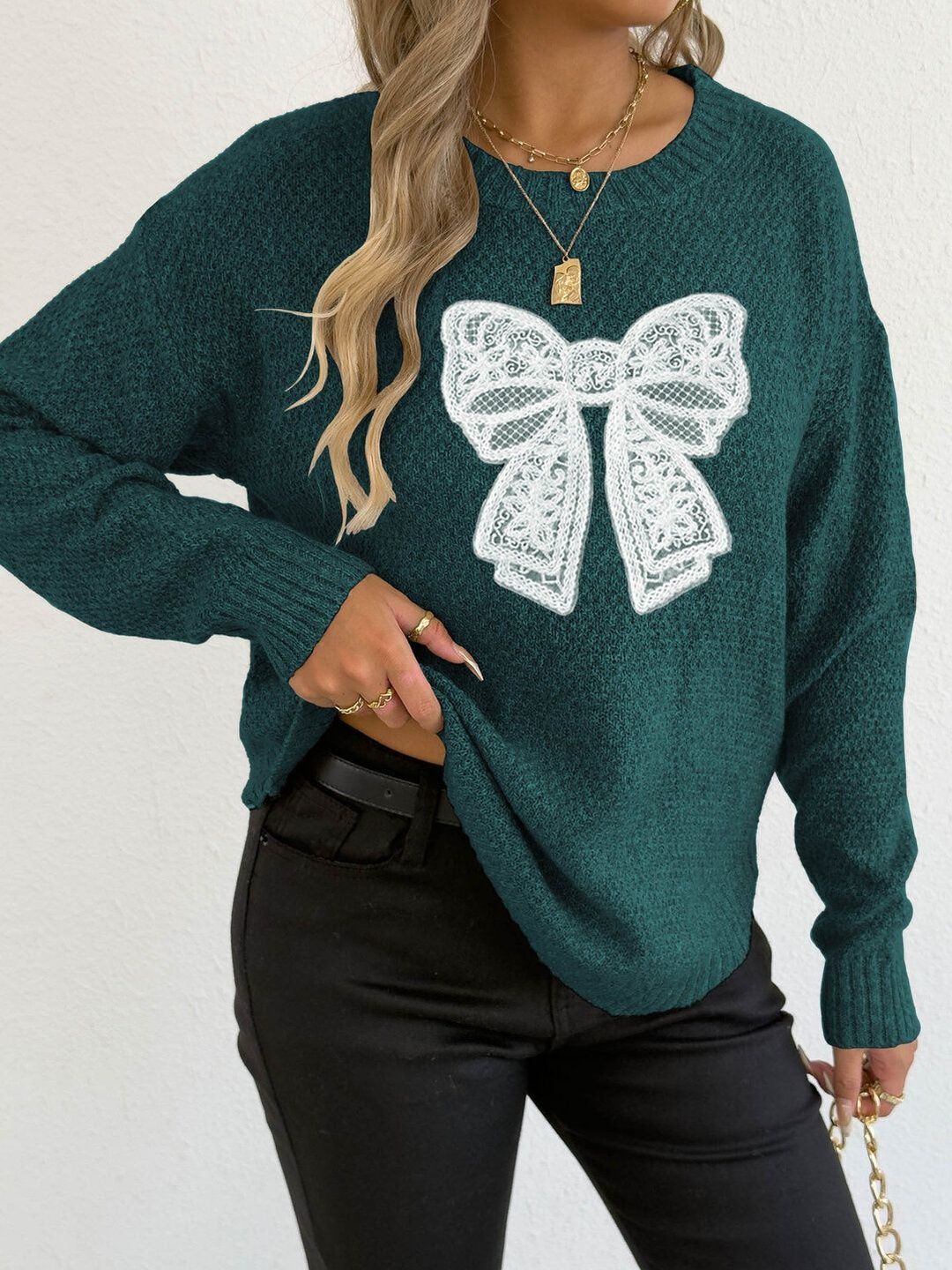 Women Embroidered Pullover with Embroidered Detail