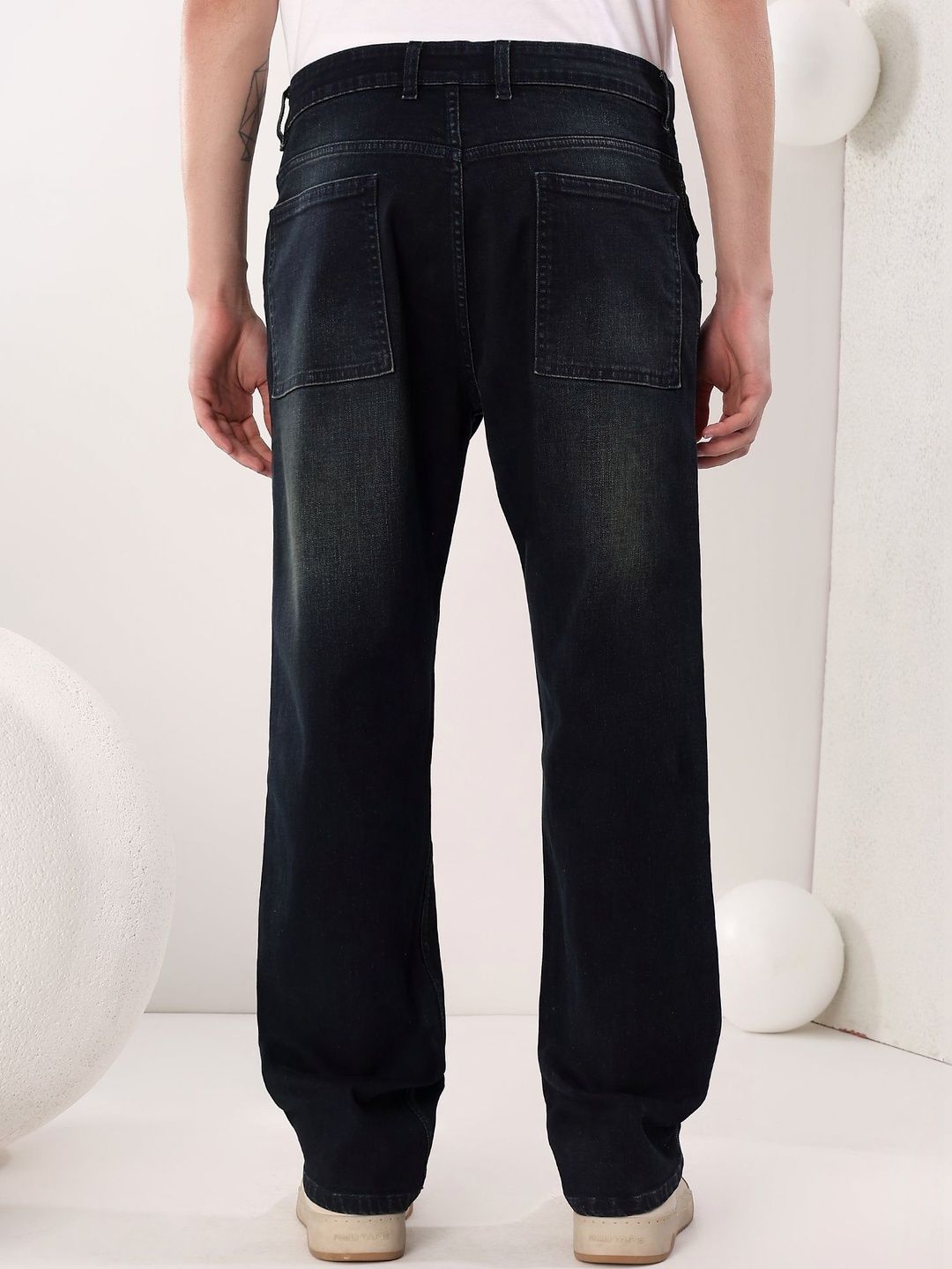 Men Regular Fit Mid-Rise Jeans