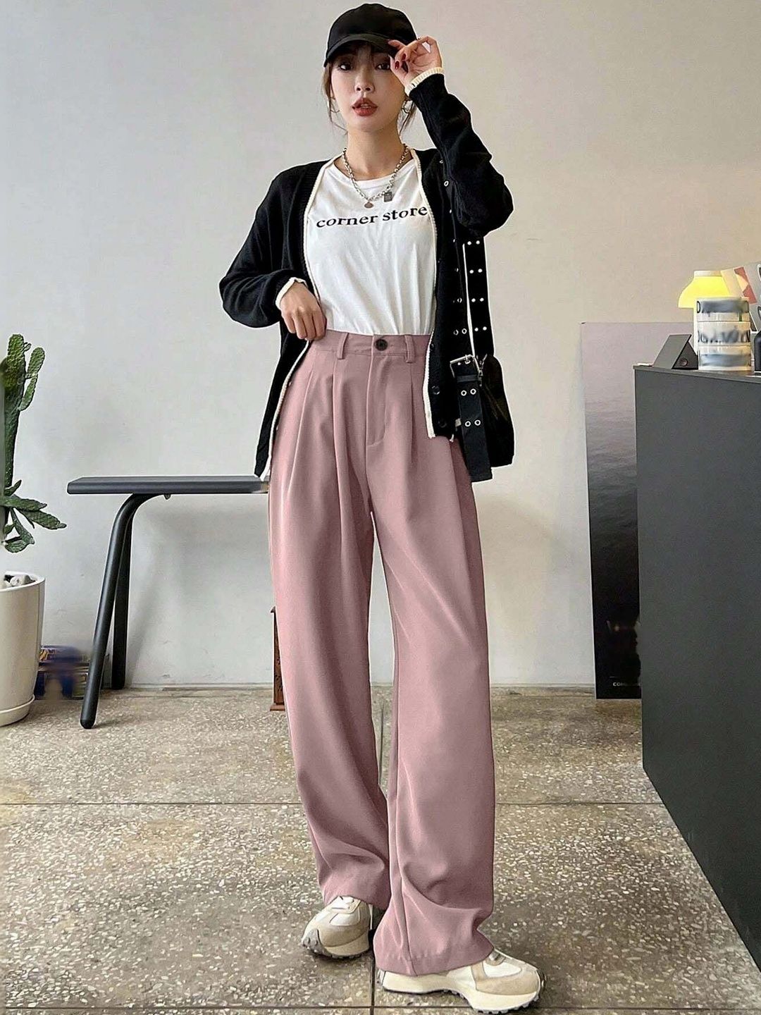 Straight Fit Pleated Trousers in Pink polyester - Nowi Korean Fashion