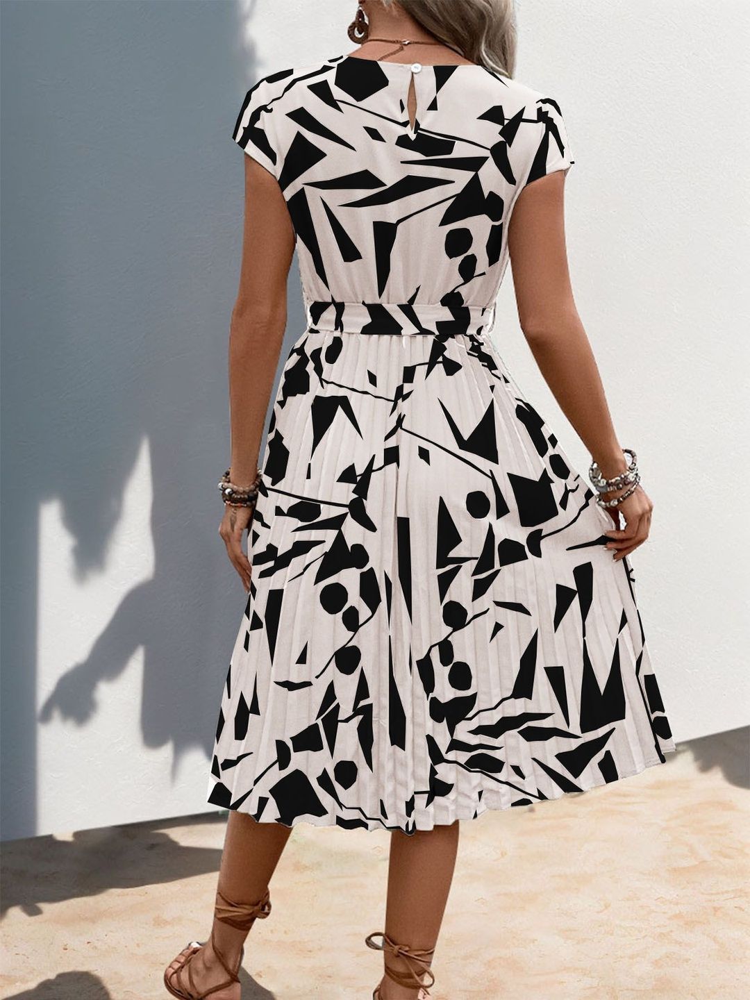 NOWI Printed Fit & Flare Midi Dress