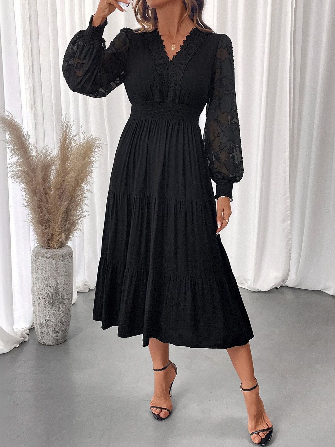 Women's Elegant Black Tiered Dress