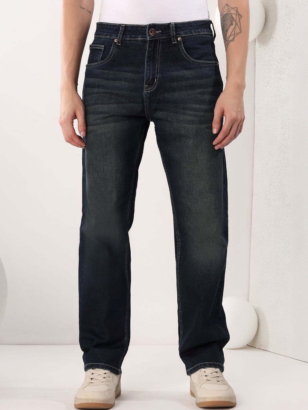 NOWI Men Regular Fit Mid-Rise Light Fade Jeans