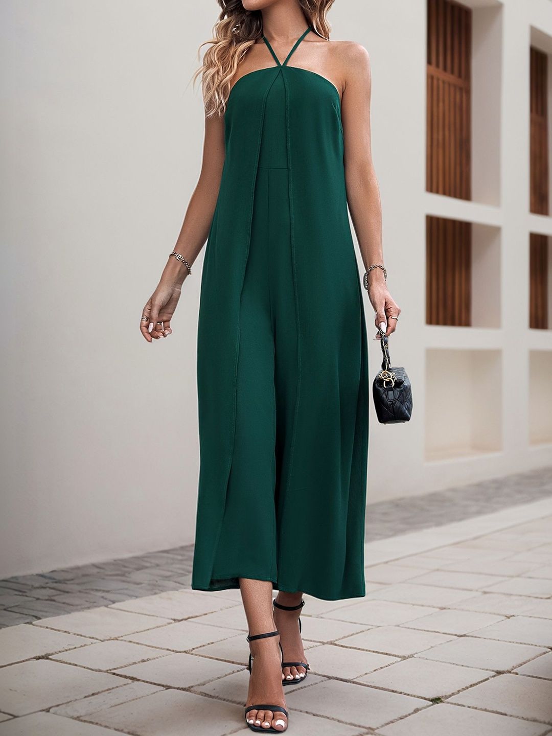 Halter Neck Basic Jumpsuit with Applique