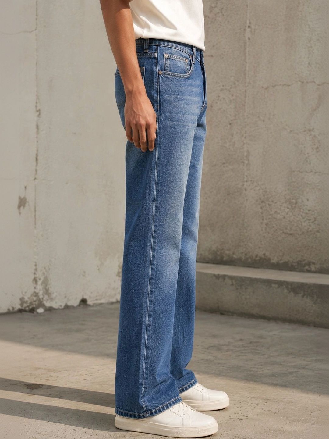 Men Bootcut Mid-Rise Low Distress Light Fade Jeans