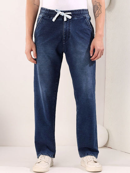 Men Regular Fit Mid-Rise Light Fade Jeans
