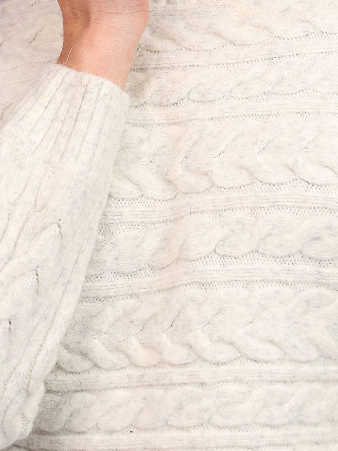 NOWI Women Cable Knit Woollen Crop Pullover