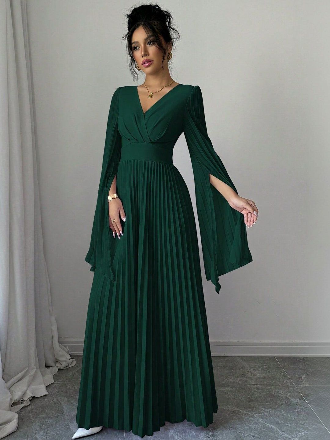 Flared Sleeve A-Line Maxi Dress in Green synthetic - Nowi Korean Fashion