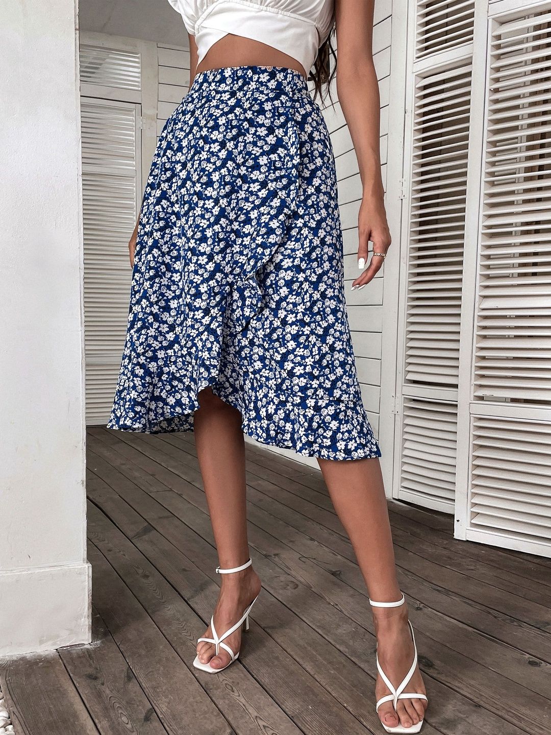 Printed Flared Mid Rise Midi Skirts