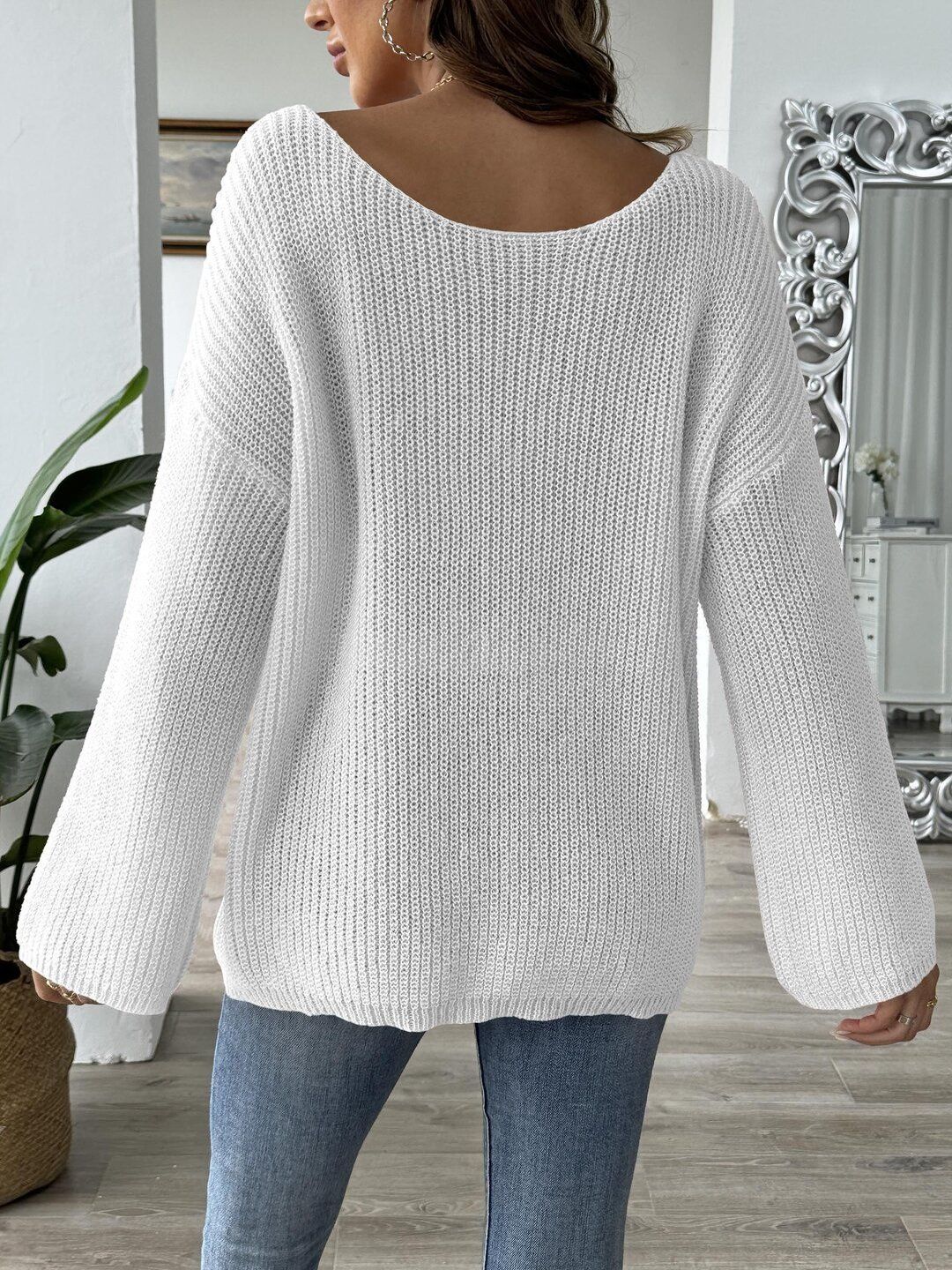 Women Pullover with Embroidered Detail