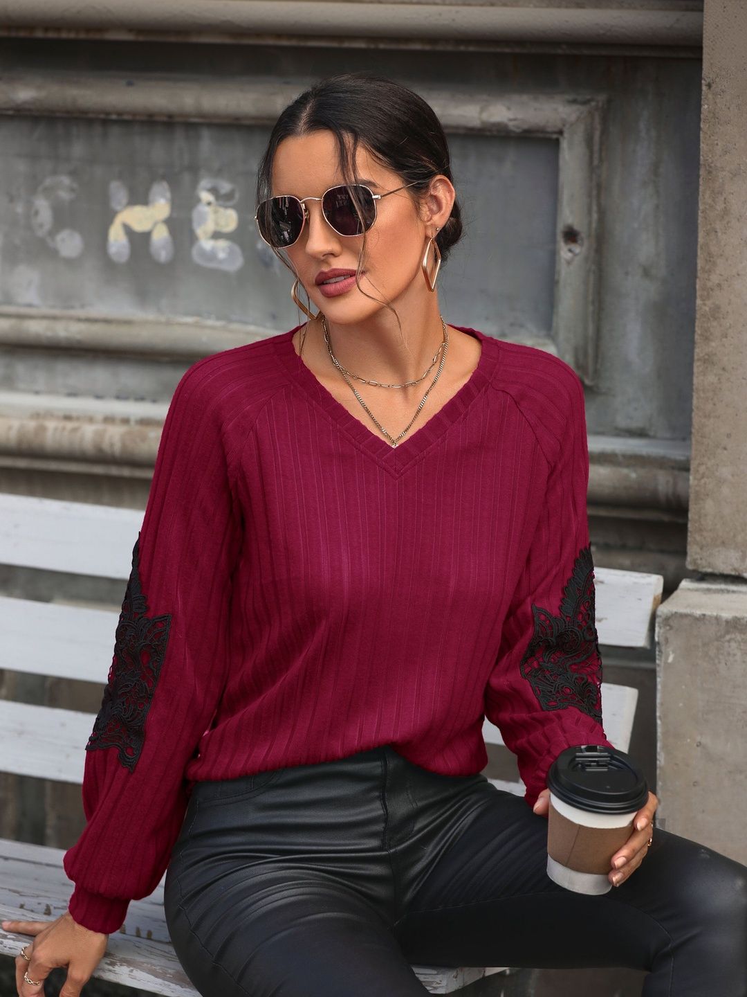 V-Neck T-shirt in Red Cotton - Nowi Korean Fashion
