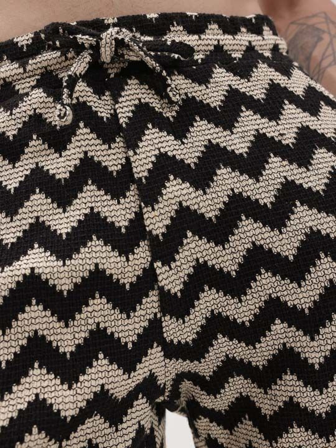 Woven Design Shirt with Shorts