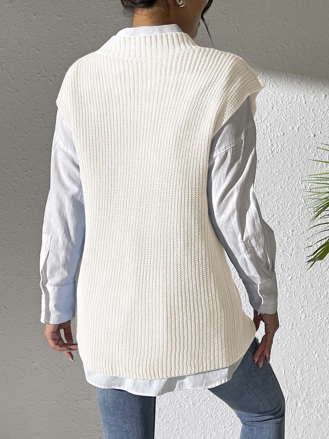 Women Ribbed Woollen Sweater Vest with Embellished Detail
