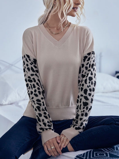 Women's Beige Animal Colourblocked Pullover