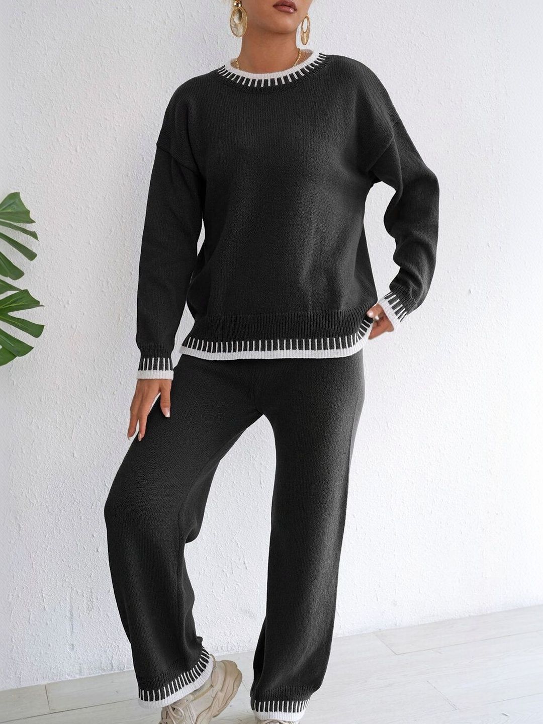 Knitted Solid Sweater with Trousers
