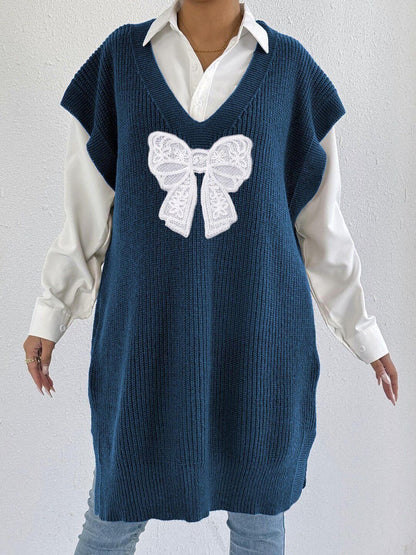 Women Ribbed Longline Sweater Vest with Applique Detail