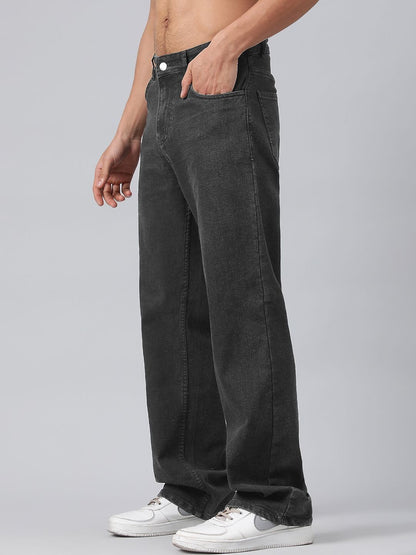 Men Relaxed Fit Mid-Rise Clean Look Cotton Jeans