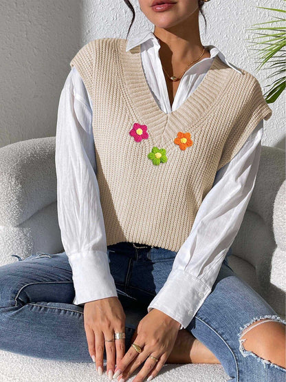 Women Ribbed Sweater Vest with Applique Detail
