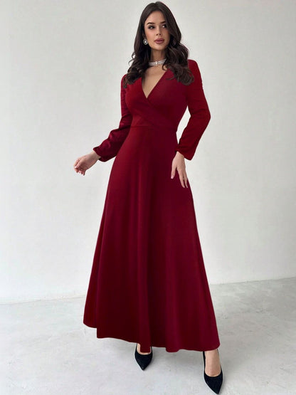 Maxi Dress in Maroon polyester - Nowi Korean Fashion