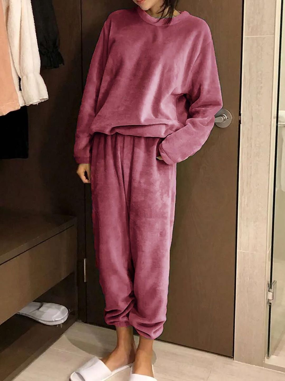 Women Round Neck Long Sleeves Night Suit