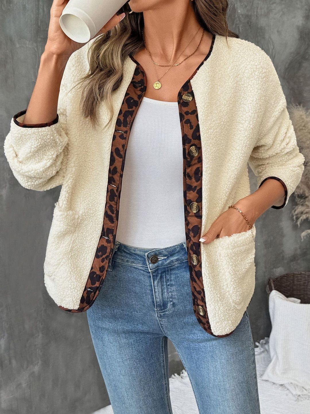 Women Colourblocked Lightweight Open Front Jacket