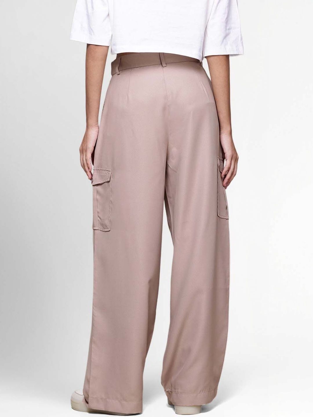 Women High-Rise Pleated Cargos Trousers