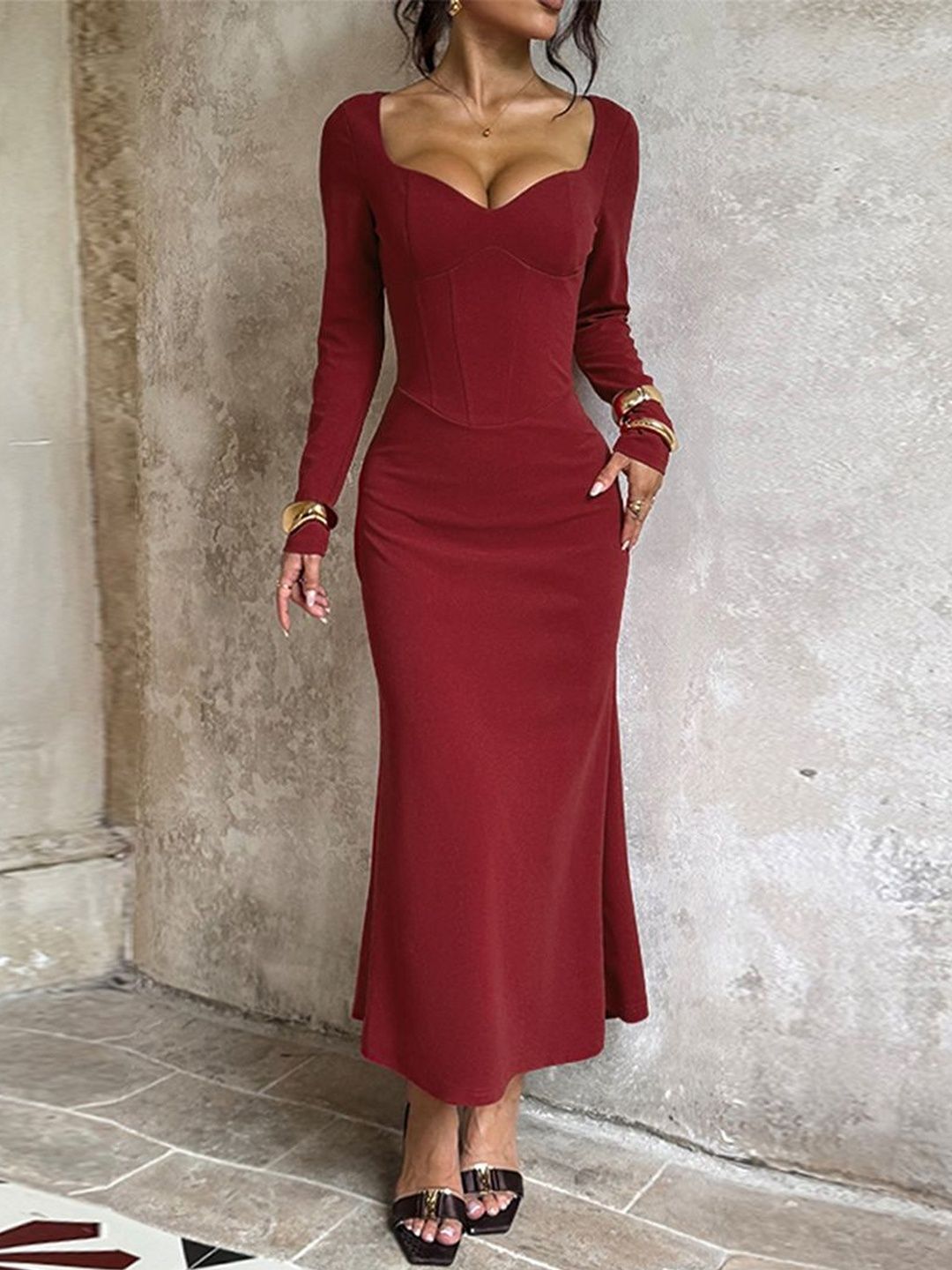 NOWI Bodycon Midi Dress