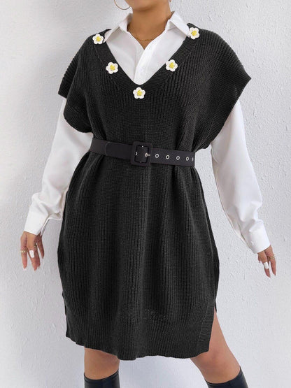 Women Ribbed Longline Sweater Vest with Applique Detail