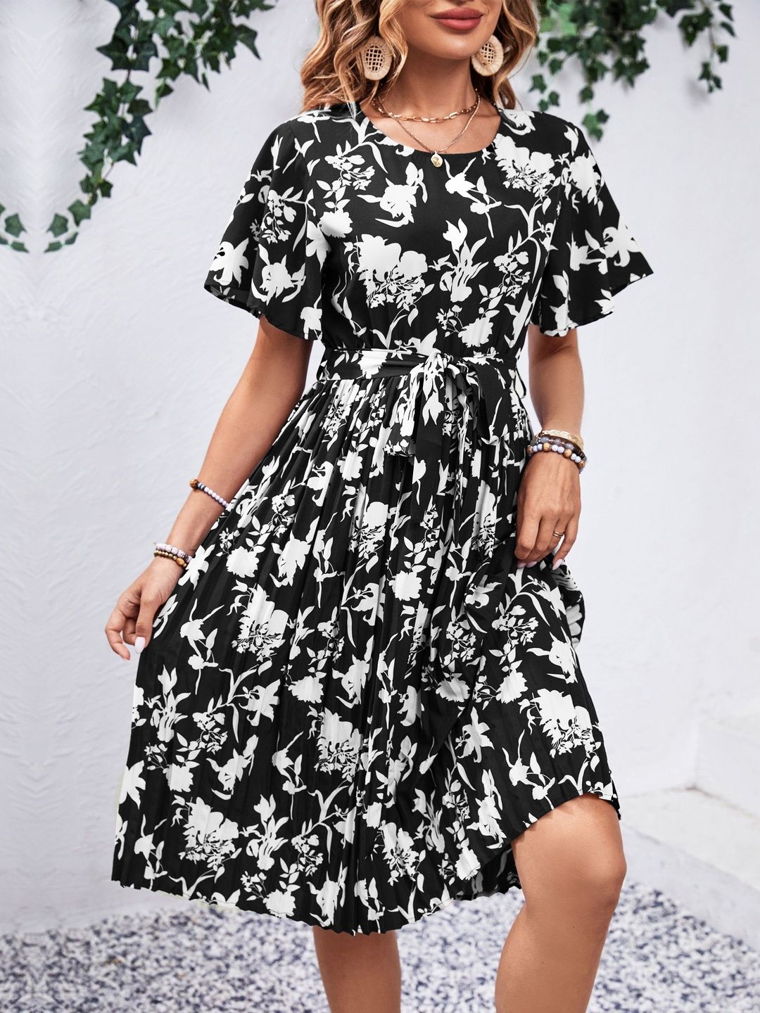 Floral Print Flared Sleeve Fit & Flare Midi Dress