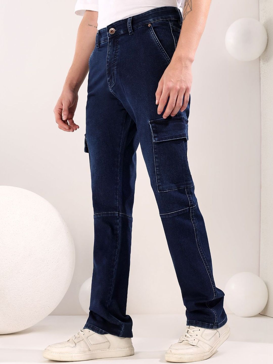 Men Regular Fit Mid-Rise Jeans
